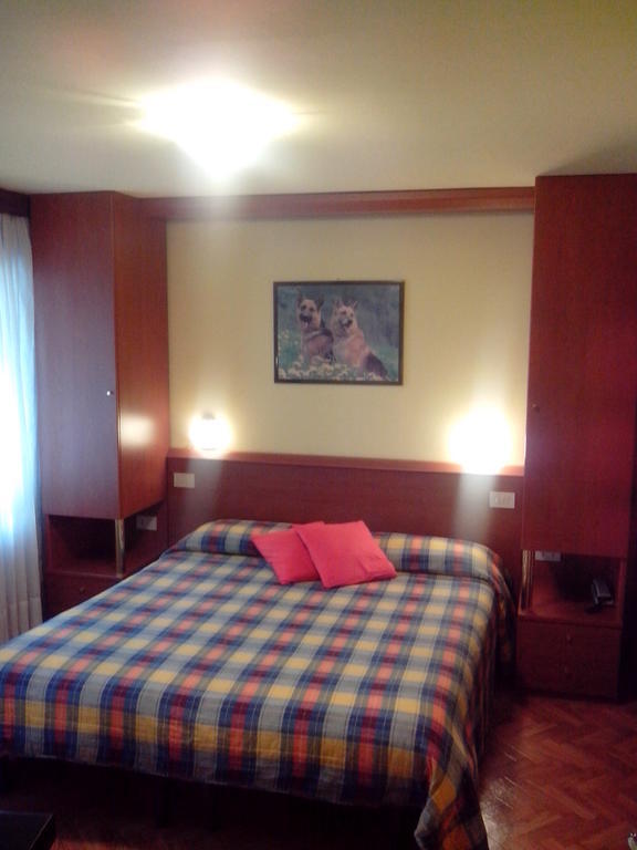Hotel Monte Fior Foza Ruang foto